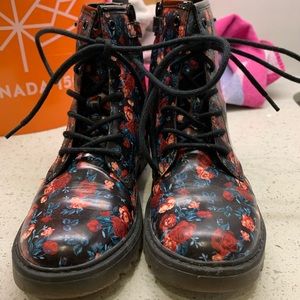 Kids geox flower boots